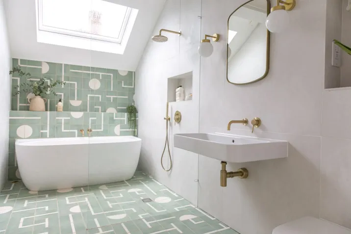Elevate Your Bathroom Experience: Transforming Tubs to Showers with Style and Functionality